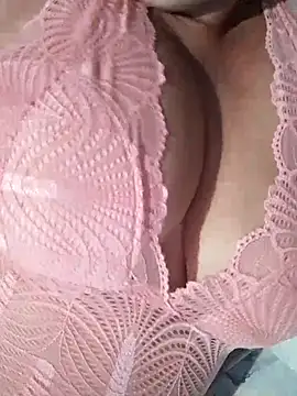 Sandra42 online show from 12/16/25, 09:24