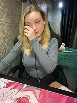 Lina ly online show from 03/21/25, 08:08