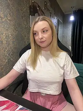 Lina ly online show from 03/07/25, 08:11