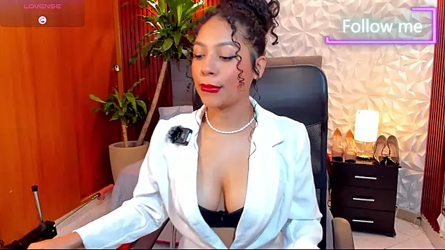 Sasha rd online show from 04/17/26, 01:47