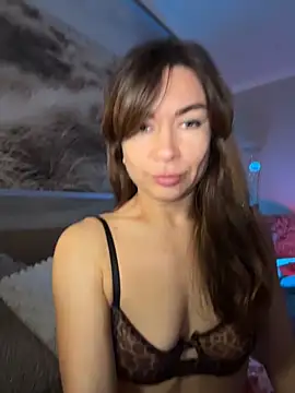 Mary Kiitty online show from 04/09/26, 11:05