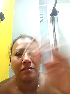 Ariana Rodriguez online show from 10/25/25, 03:56