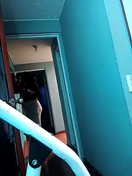 Ariana Rodriguez online show from 12/15/25, 01:28