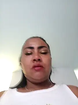 Ariana Rodriguez online show from 02/15/26, 03:55