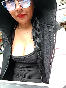 Ariana Rodriguez online show from 01/31/26, 07:12