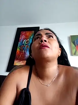 Ariana Rodriguez online show from 10/29/25, 03:00