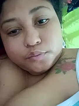 Ayliinn  online show from 10/29/25, 07:40