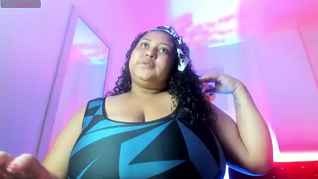 Ayliinn  online show from 04/07/26, 01:07