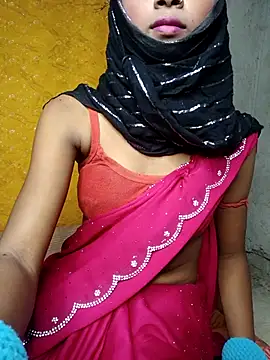 Cutesoma01 online show from 10/18/25, 04:09