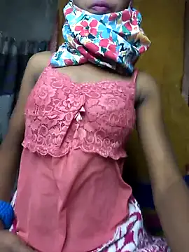 Cutesoma01 online show from 11/26/25, 04:51