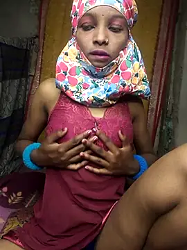 Cutesoma01 online show from 02/22/26, 04:08