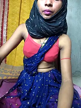 Cutesoma01 online show from 10/13/25, 04:52