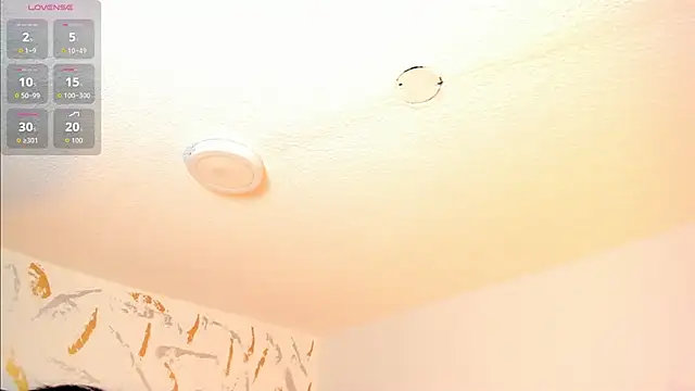 Cristal Velle online show from 04/03/26, 01:17