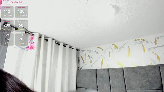 Cristal Velle online show from 11/21/25, 12:48