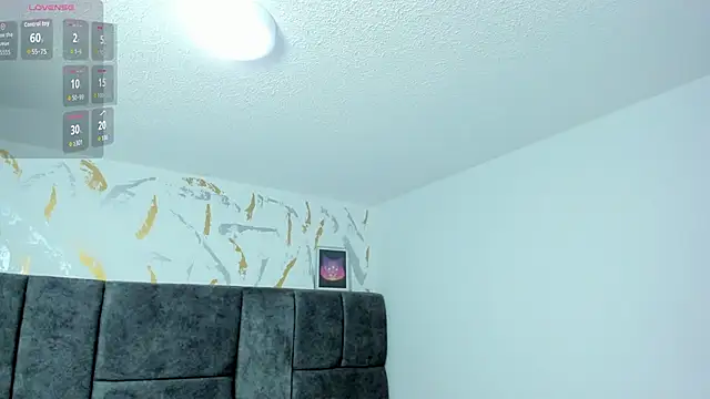 Cristal Velle online show from 03/11/26, 12:32