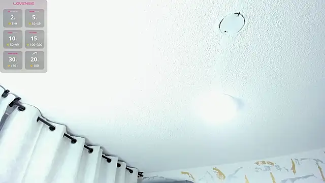 Cristal Velle online show from 12/14/25, 12:22