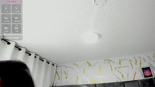 Cristal Velle online show from 12/03/25, 12:37