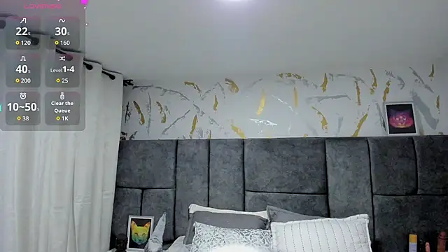 Cristal Velle online show from 11/28/25, 12:38