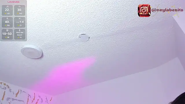 Cristal Velle online show from 07/03/26, 01:17