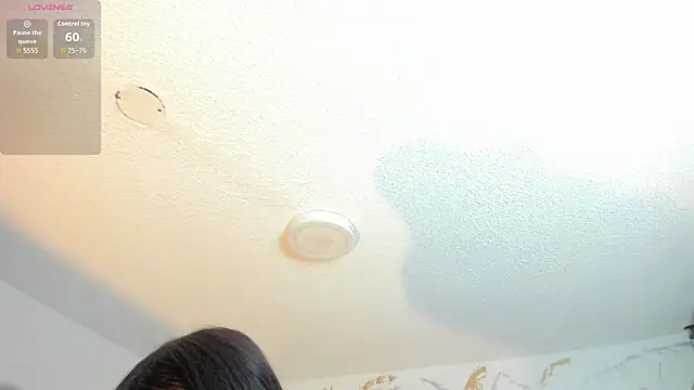 Cristal Velle online show from 06/09/26, 01:01