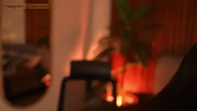 ZaraLuuv online show from 09/10/25, 12:59