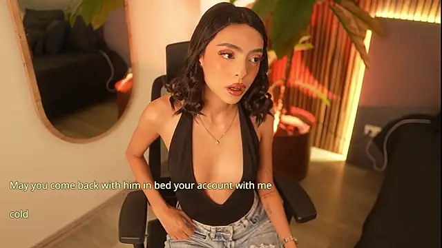 ZaraLuuv online show from 09/21/25, 03:39