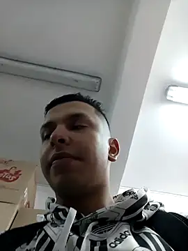 Snapshot of connor_steel2 chatting on 03/09/25, 04:00 connor steel2 online show from 03/09/25, 04:00