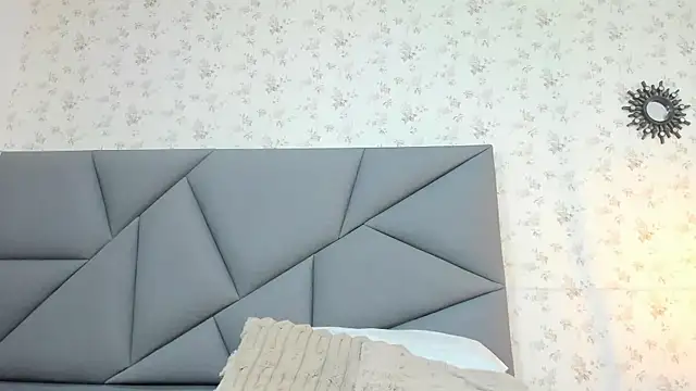 Liz ortega30 online show from 10/21/25, 07:02