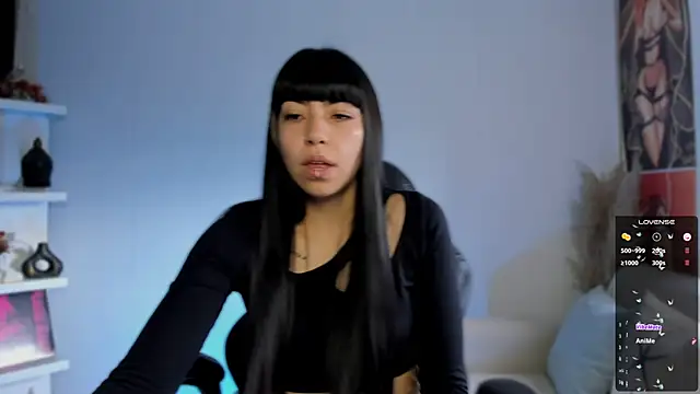 Saraa Desiree online show from 11/19/25, 09:26