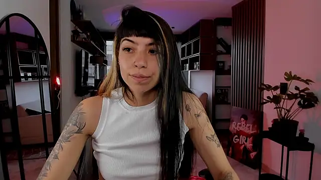 Saraa Desiree online show from 02/14/26, 08:53