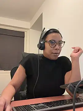 Melia Rayne online show from 02/20/26, 11:23