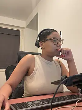 Melia Rayne online show from 03/10/26, 10:30