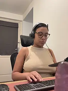 Melia Rayne online show from 01/16/26, 11:14