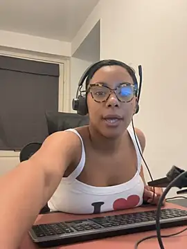 Melia Rayne online show from 02/13/26, 10:37