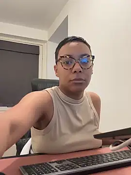 Melia Rayne online show from 03/24/26, 10:15