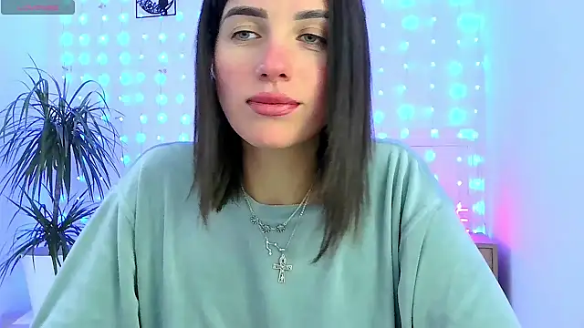 Snapshot of neferutt chatting on 11/23/25, 02:49 neferutt online show from 11/23/25, 02:49
