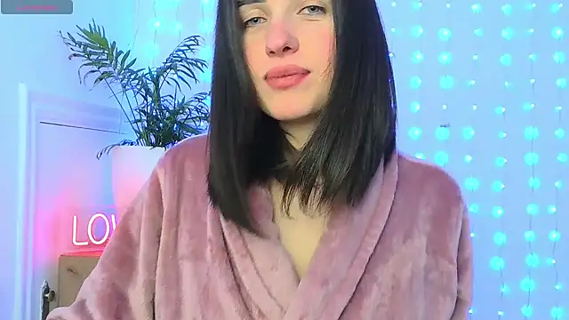 Snapshot of neferutt chatting on 02/05/26, 04:47 neferutt online show from 02/05/26, 04:47