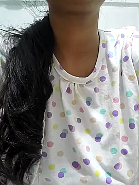 sexy-trisha1 online show from 02/08/26, 12:58