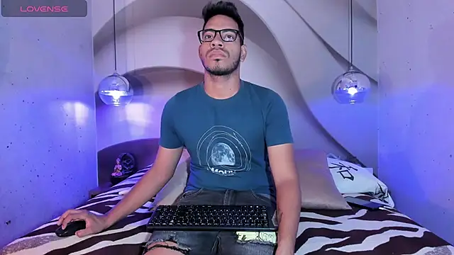 ETHAN DRAVEN online show from 09/30/25, 06:58