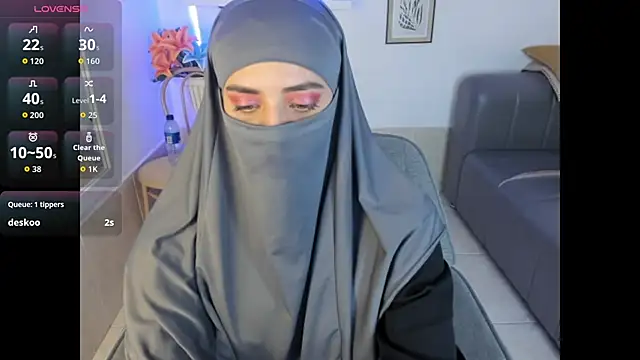 salma arabicc online show from 11/18/25, 04:27