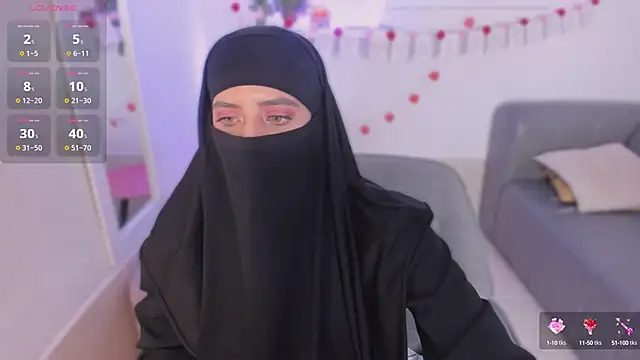 Snapshot of salma_arabicc chatting on 10/03/25, 04:14 salma arabicc online show from 10/03/25, 04:14