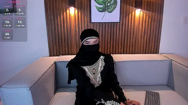 Snapshot of salma_arabicc chatting on 03/08/25, 04:56 salma arabicc online show from 03/08/25, 04:56