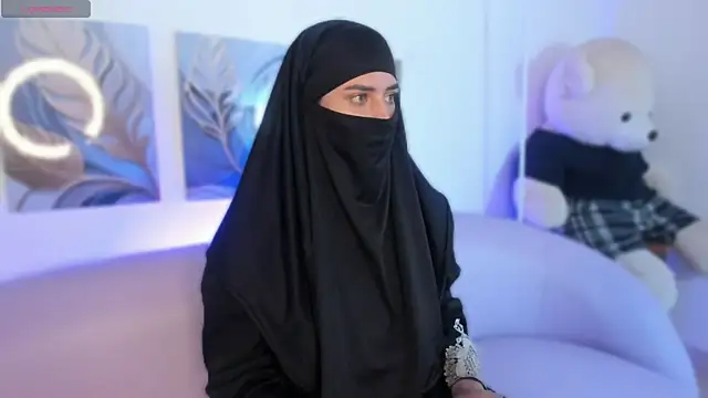 salma arabicc online show from 10/28/25, 04:17