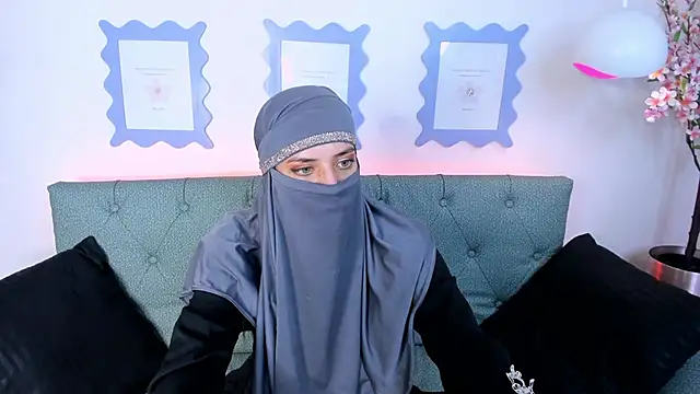 Snapshot of salma_arabicc chatting on 03/22/25, 07:15 salma arabicc online show from 03/22/25, 07:15