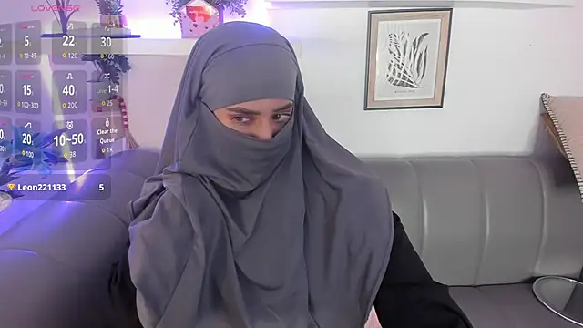 salma arabicc online show from 11/11/25, 04:18