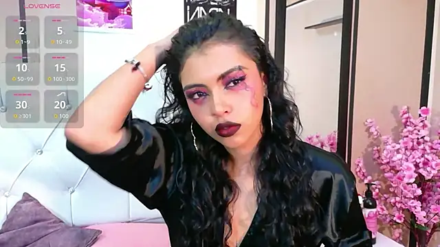 Snapshot of Devil_AliceXo chatting on 02/11/26, 05:40 Devil AliceXo online show from 02/11/26, 05:40