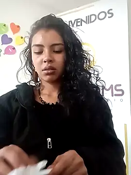 Devil AliceXo online show from 03/18/25, 08:26