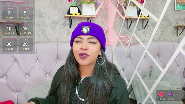 Snapshot of Devil_AliceXo chatting on 02/16/26, 07:34 Devil AliceXo online show from 02/16/26, 07:34