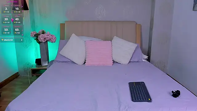 isabella winkler online show from 10/28/25, 04:17