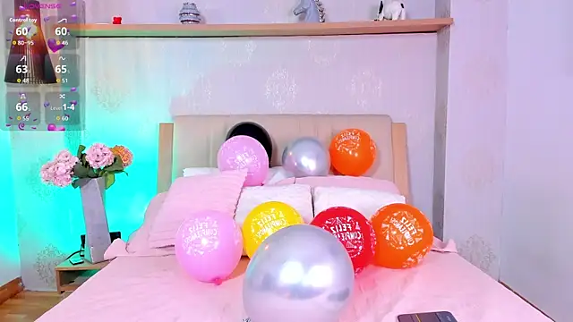 isabella winkler online show from 10/15/25, 02:36